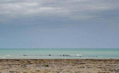 Audresselles ve Ambleteuse arasındaki deniz kıyısında. Manş Denizi 'nin suları, La Manche Kanalı. Fransa.