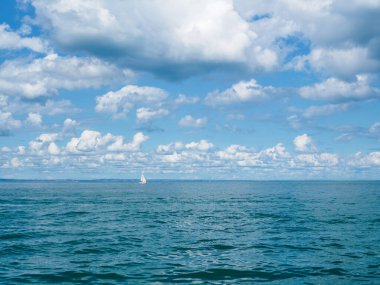 Tor Bay İngiltere 'de bir körfez, İngiliz Kanalı, La Manche Kanalı.