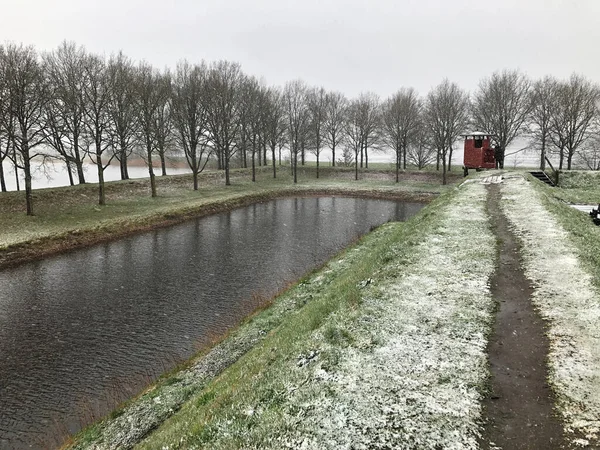 Pulau Dan Kanal Pada Musim Dingin Belanda — Stok Foto