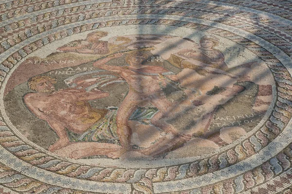 希腊古建筑中的马赛克地板 — 图库照片
