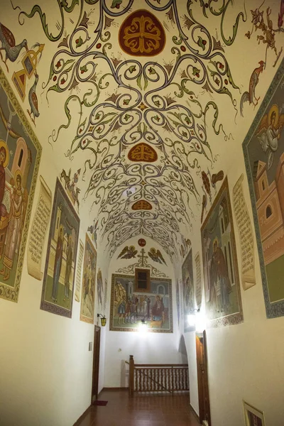 美しい正統派教会のインテリア — ストック写真