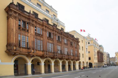 Lima, Peru - 25 Aralık 2023: Lima Tarihi Merkezi 'nde Koloni tarzı binalar.