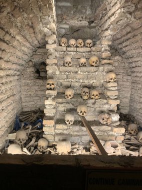 Lima City, Peru 'daki St. Francis Manastırı' nın Yeraltı Mezarlığı 'nda.