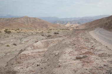 Dağlardaki yol.