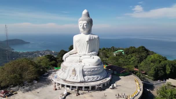 Velký Buddha Sedící Socha Maravije Buddhy Thajském Phuketu Oficiální Název — Stock video
