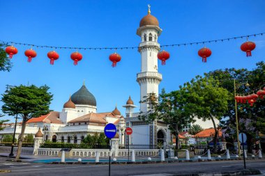 Georgetown, Penang, Malezya 'da bulunan Mescid Kaptanı Keling Camii' nin dışı.