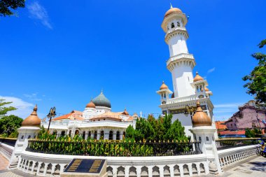 Georgetown, Penang, Malezya 'da bulunan Mescid Kaptanı Keling Camii' nin dışı.