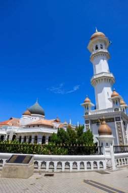 Georgetown, Penang, Malezya 'da bulunan Mescid Kaptanı Keling Camii' nin dışı.