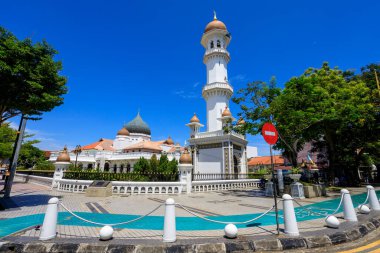 Georgetown, Penang, Malezya 'da bulunan Mescid Kaptanı Keling Camii' nin dışı.