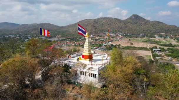 Drone Vista Aérea Wat Khao Sanam Chai Templo Budista Tailandês — Vídeo de Stock