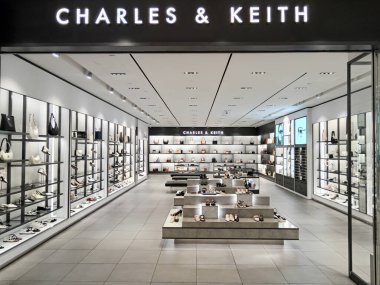 Kuala Lumpur, Malezya - 14 Şubat 2024: Pavilion alışveriş merkezindeki Tag Heuer mağazasının iç görünümü Kuala Lumpur, Malezya 'daki lüks bir alışveriş merkezi.