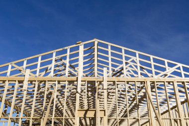 İnşaat endüstrisi konut geliştirme için kereste iskeleti.