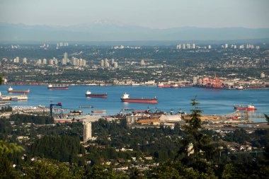 Vancouver şehri, Britanya Kolumbiyası, Kanada Batı Vancouver 'daki Cypress Dağı perspektifinden görülüyor..