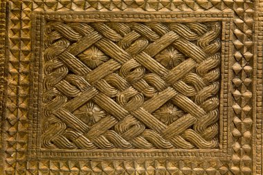 Embekke Devalaya bir mimari ahşap oymacılığı. Geçmişi Gampola Dönemi 'ne kadar uzanır ve Kandy Bölgesi' nde bulunur. Sri Lanka. Kataragama Tanrısı 'na ithaf edilmiştir..