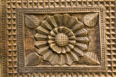 Embekke Devalaya bir mimari ahşap oymacılığı. Geçmişi Gampola Dönemi 'ne kadar uzanır ve Kandy Bölgesi' nde bulunur. Sri Lanka. Kataragama Tanrısı 'na ithaf edilmiştir..