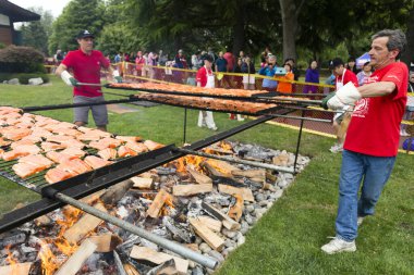 Richmond, British Columbia, Kanada - 1 Temmuz 2016: Geleneksel Steveston Somon Festivali, Kanada 'nın Richmond kenti Vancouver yakınlarındaki Steveston köyünde Kanada Günü' nde kutlandı. 
