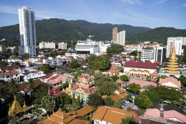 Wat Chaiya Mangkalaram veya Wat Chayamangkalaram Georgetown, Penang, Malezya 'da bulunan bir Tayland Theravada Budist tapınağıdır.. 