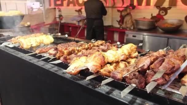 Gătesc Kebaburi Aer Liber Mâncare Stradală Imagini Înaltă Calitate — Videoclip de stoc