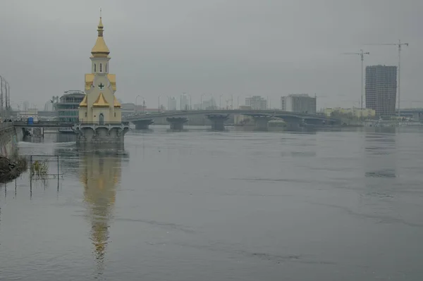 Киев Украина 2023 Широкоугольный Вид Днепр Время Весеннего Паводка Путь — стоковое фото