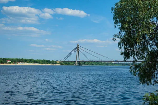 Панорамный Пейзажный Мост Через Днепр Киеве Украина Северный Мост Канатный — стоковое фото