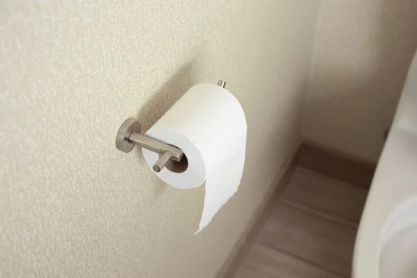 View Toilet Paper Roll Toilet Paper Dispenser — Stockfoto