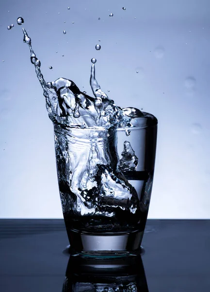 Image Pouring Drinking Water Glass Makes One Feel Refreshed Blurred — Foto de Stock