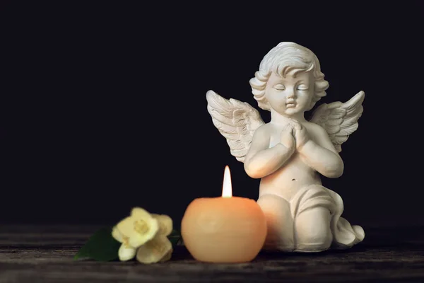 Ангел Білі Квіти Вогняна Свічка — стокове фото