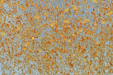 Çizik ve çatlaklarla paslı demir dokusu..