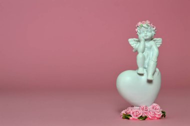 Sevgililer Günü geçmişi. Melek kalbimde oturuyor.  