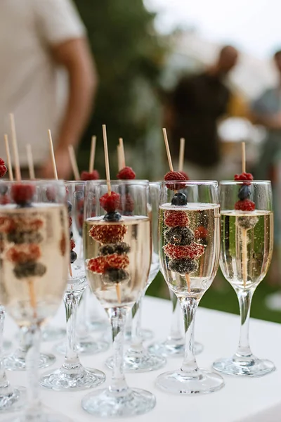 Bröllopsglas För Vin Och Champagne Kristall — Stockfoto