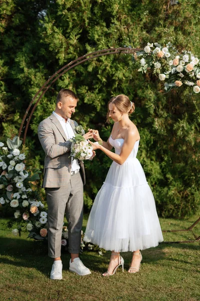 Wedding Ceremony Newlyweds Glade Restaurant — Stock Fotó