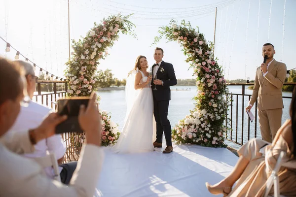 Wedding Ceremony High Pier River Invited Guests —  Fotos de Stock