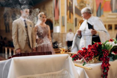 wedding ritual in the Orthodox Church in the Slavic tradition clipart