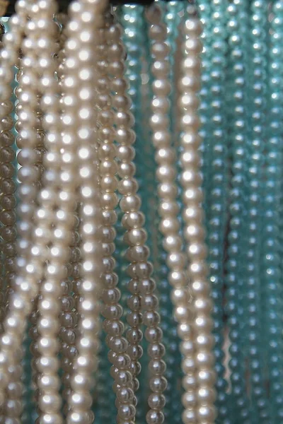 Nahaufnahme Einer Perlenkette Grafisch Mit Platz Für Den Eigenen Text — Stockfoto