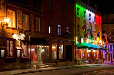 Eski Quebec Şehri Kış Sonu Gecesi Yatay