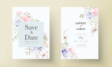 Zarif bir çiçekli güzel bir düğün davetiyesi.