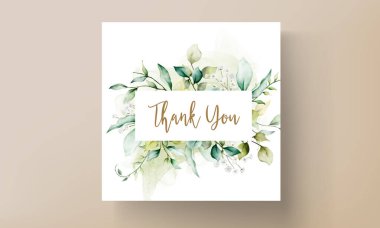 Yeşillik yaprakları ve beyaz çiçeklerle suluboya düğün davetiyesi