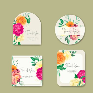 Güzel güller ve yeşillik yaprakları. Etiket koleksiyonu. Çiçek.