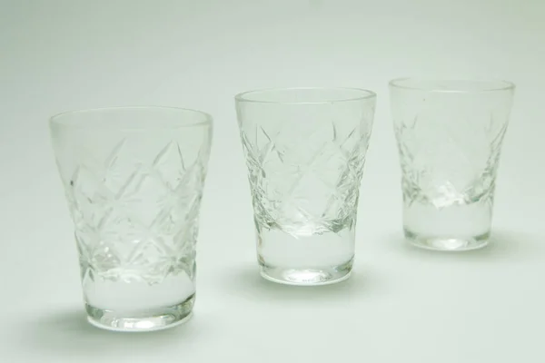 Vasos Vidrio Sobre Fondo Blanco — Foto de Stock