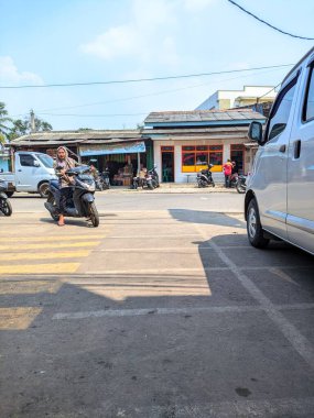 Jakarta şehrinin sokak manzarası