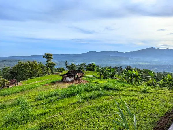 Dağların güzel manzarası
