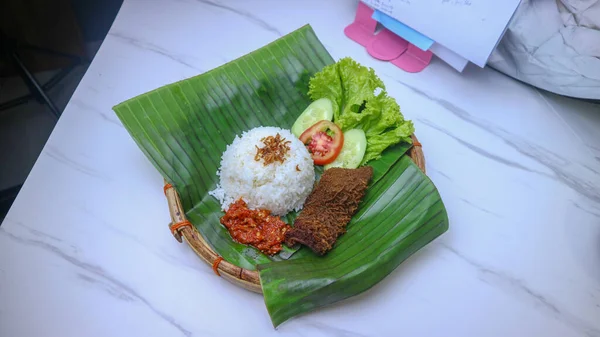 Tripe Food Banana Leaf Classic Traditional Theme — Stock Photo, Image
