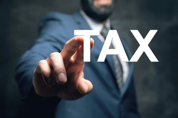 Mężczyzna Klika Napis Tax — Zdjęcie stockowe