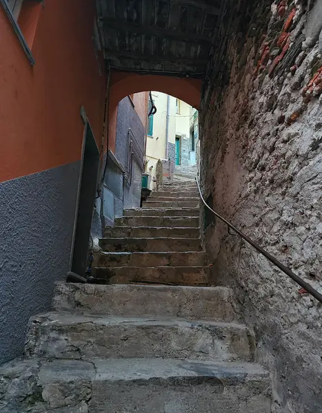 stock image Narrow alley staiwways in Vernazza, Cinque Terre, Italy. Verical photo 