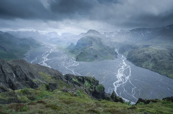 Geheimnisvoller Blick Auf Die Isländische Vulkanlandschaft Von Der Spitze Des — Stockfoto