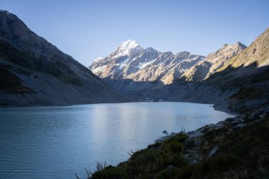 Buzul gölü, buzullar, karlı dağ, aşçı dağı, Yeni Zelanda.