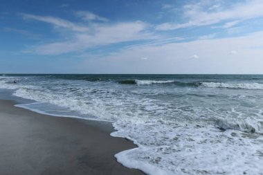 Kuzey Florida 'nın Atlantik kıyısında güzel bir okyanus manzarası