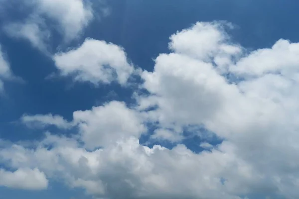 Schöne Wolken Auf Blauem Himmel Hintergrund Florida Natur — Stockfoto