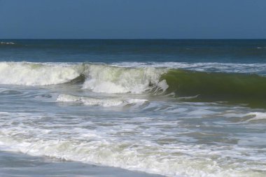 Kuzey Florida 'nın Atlantik kıyısında güzel bir okyanus manzarası
