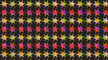 Sakura çiçekleri, yıldız şeklindeki çiçek hareketleriyle canlı bir döngü içinde canlandırır.